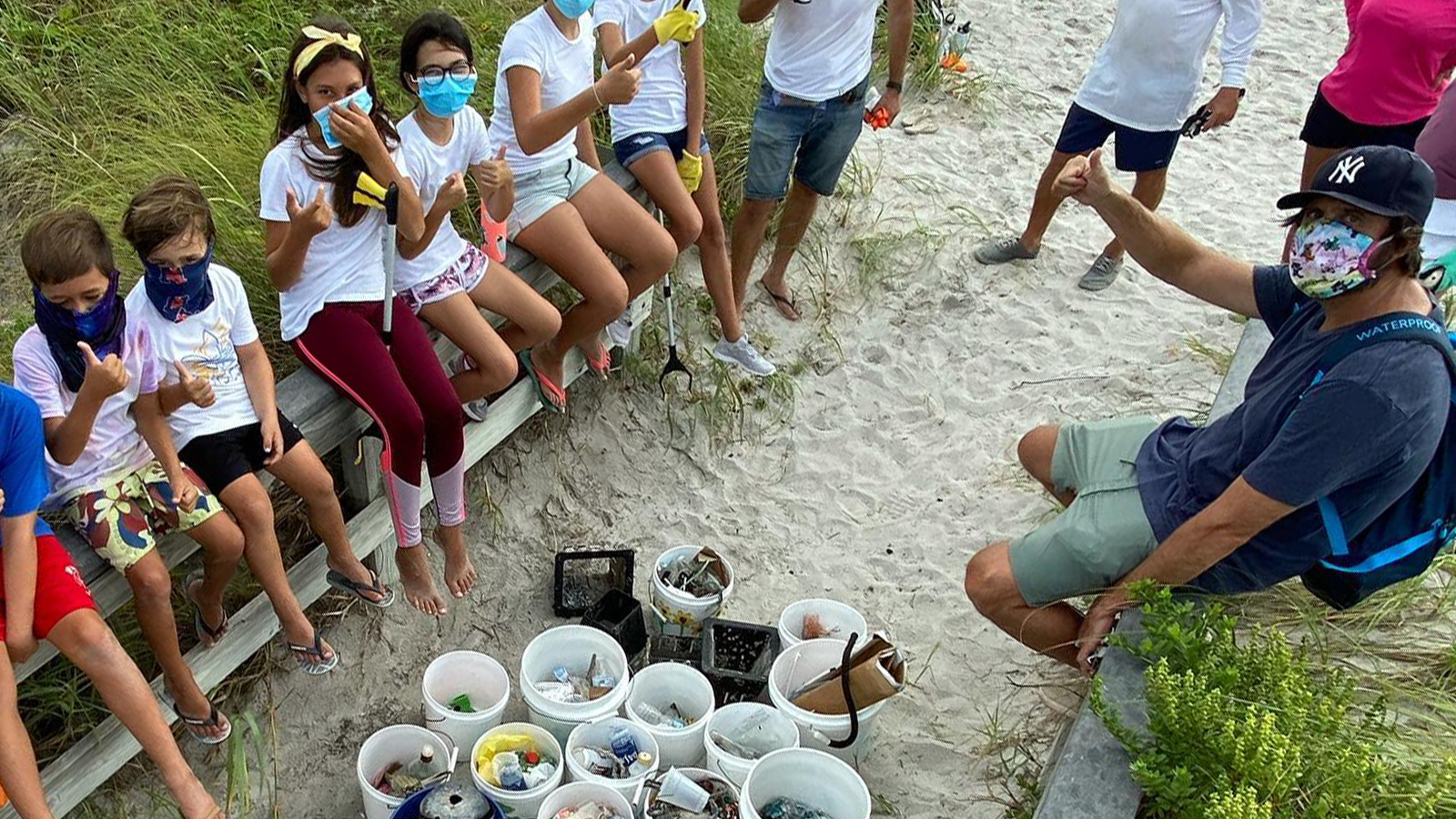 Fill a Bag beach cleanup